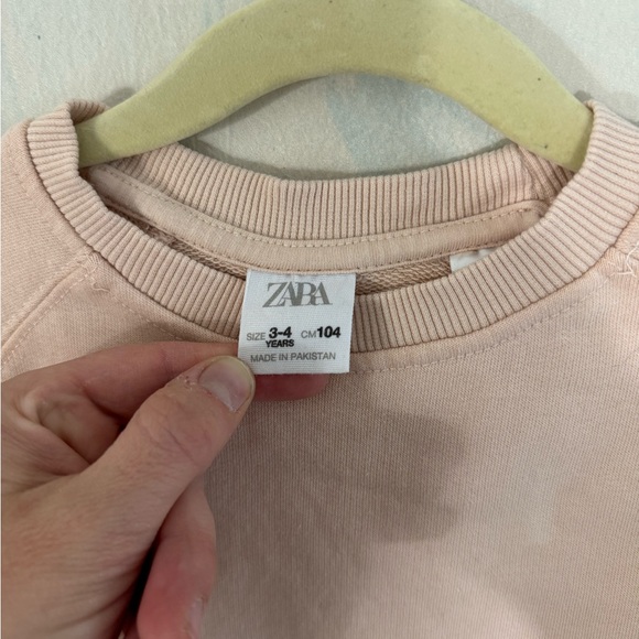ZARA Kids Crewneck Sweatshirt Pale Pink Cotton Size 3-4 - Picture 3 of 4